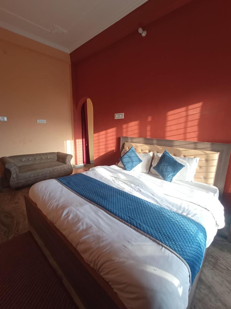 Siddhi Vinayak Hotel And Banquet Bhīm Tāl Eksteriør billede